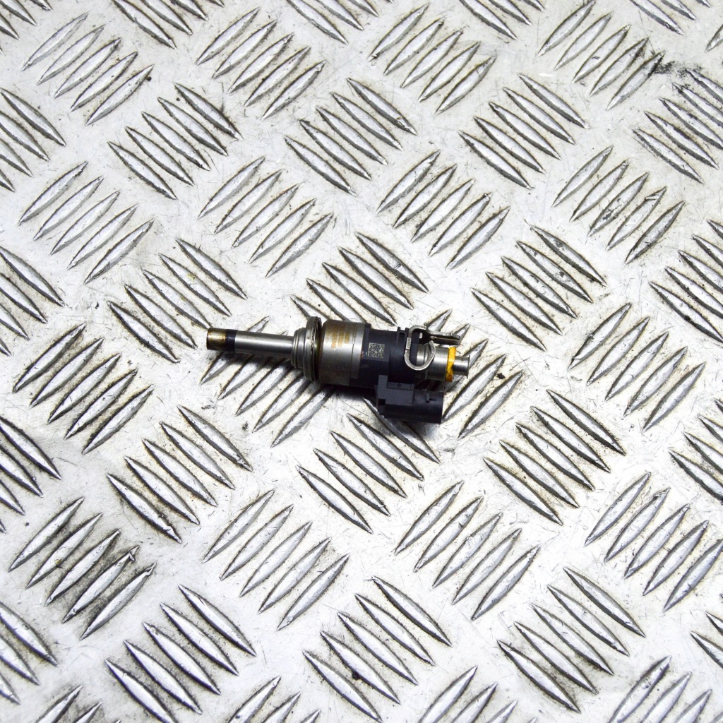 фото №1, Porsche panamera 970 2016 форсунка топлива