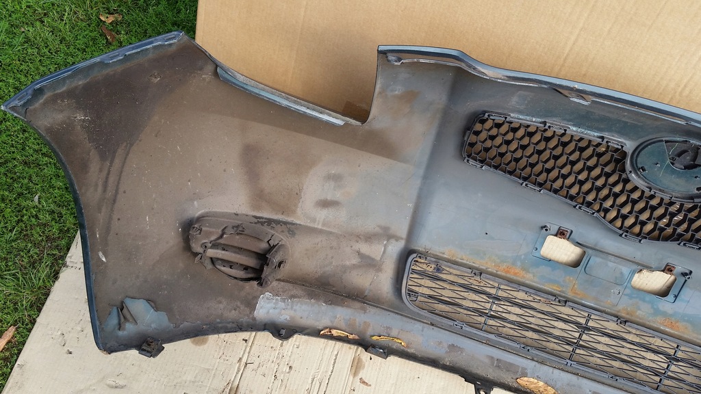 фото №8, Бампер перед toyota yaris ii 6s3 06-09