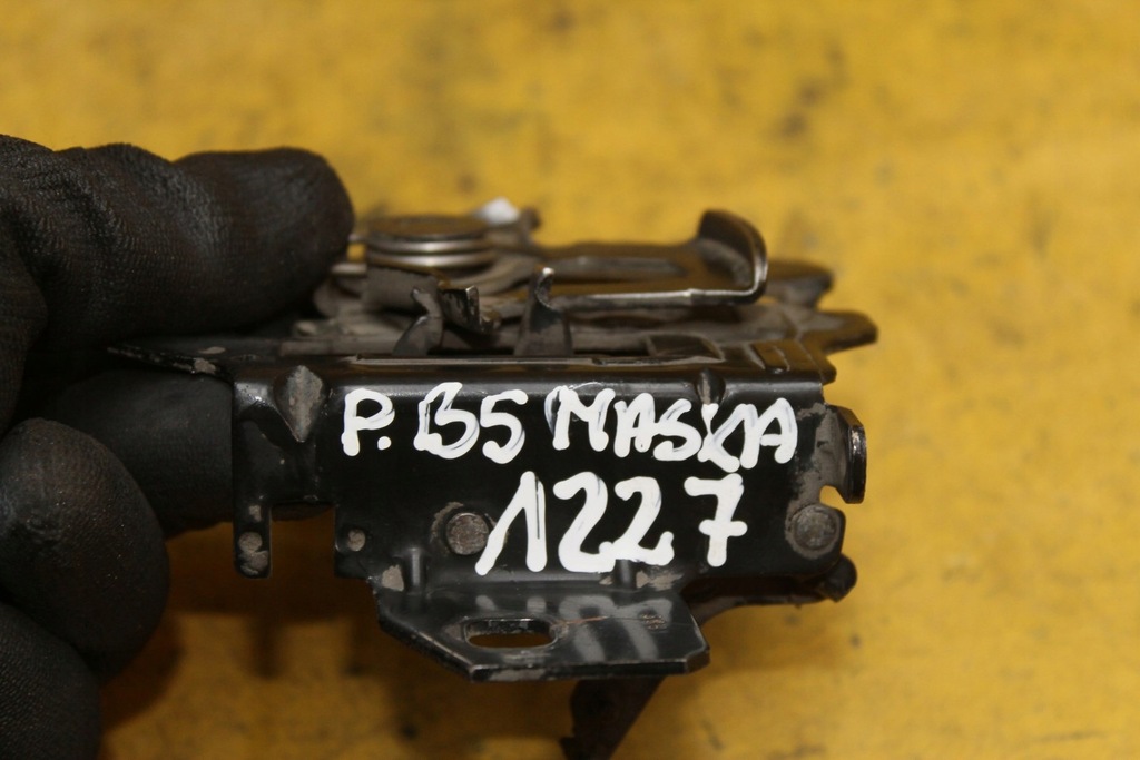 фото №6, Замок капот перед passat b5 3b0823509k