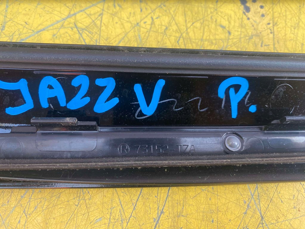 фото №5, Honda jazz v crosstar молдинг скло лівий правий перед 73162-tza