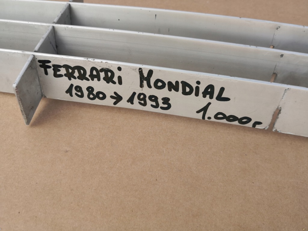 Ferrari mondial 80-93 решётка бампер перед решётка радиатора Киев