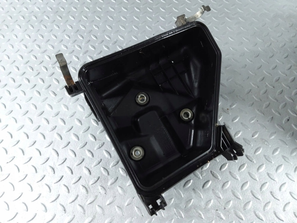 Корпус фильтра воздуха toyota avensis t270 177010r020 с Разборки