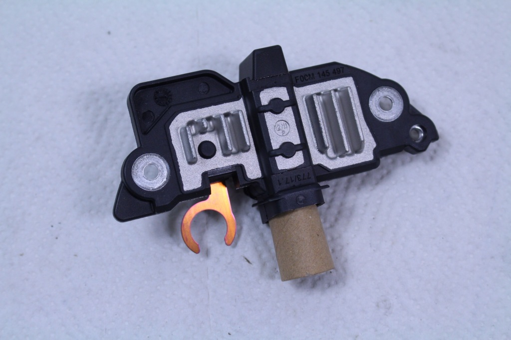 Купити Регулятор напруги mercedes a0031549206