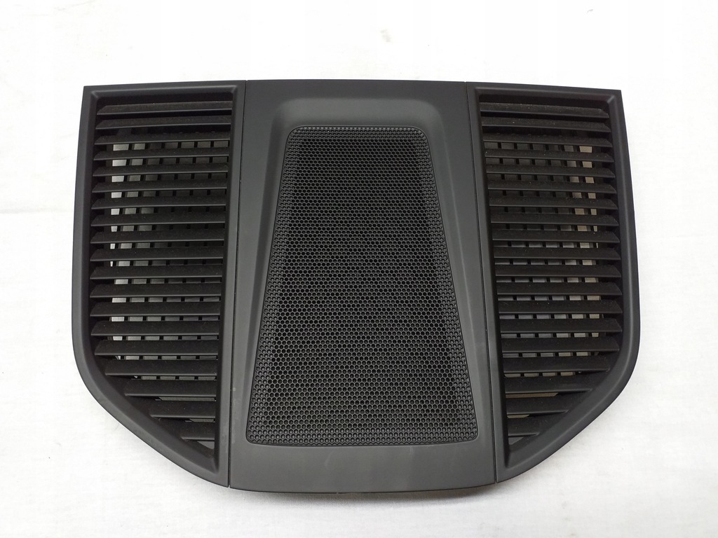 фото №1, Porsche macan 95b решітка панель приладів заглушка