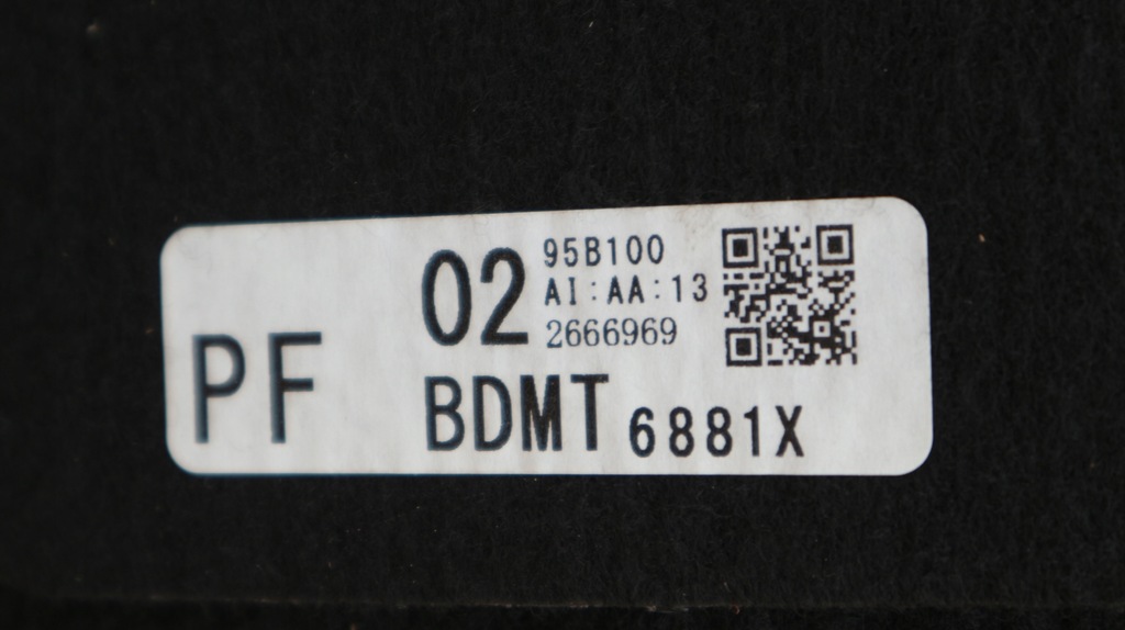 фото №9, Mazda 3 обшивка пінополістирол rok 2019