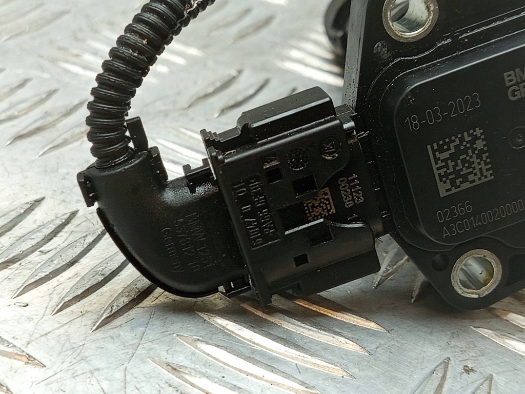 фото №8, Bmw оригинальный номер 5a14bf9 1' f40 2' f44 g42 3' g20 5' g30 x5 g05 датчик уровня масла