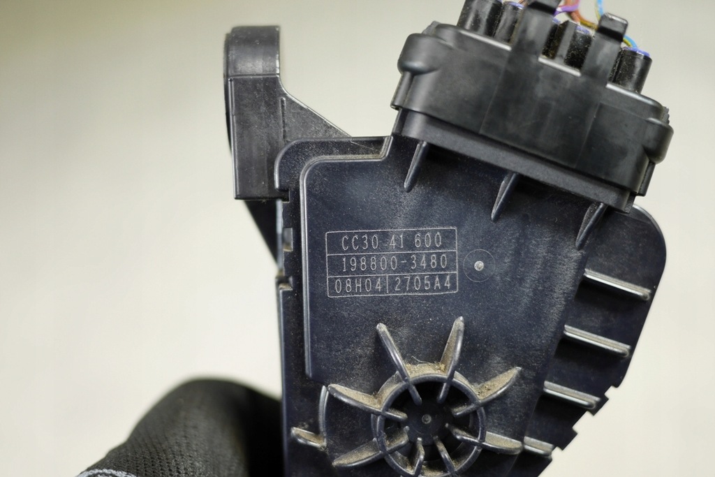 фото №5, Mazda оригинальный номер 198800-3480