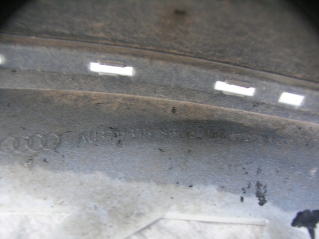 Audi a3 8v sedan 13 -16 бампер передний решётка радиатора kielce-gliwice Цена