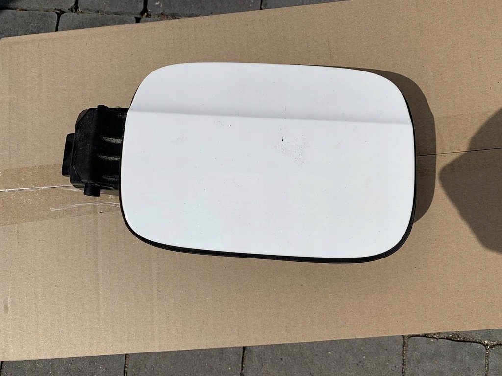 фото №1, Audi a4 b8 крышка заливной топлива 8k080999a