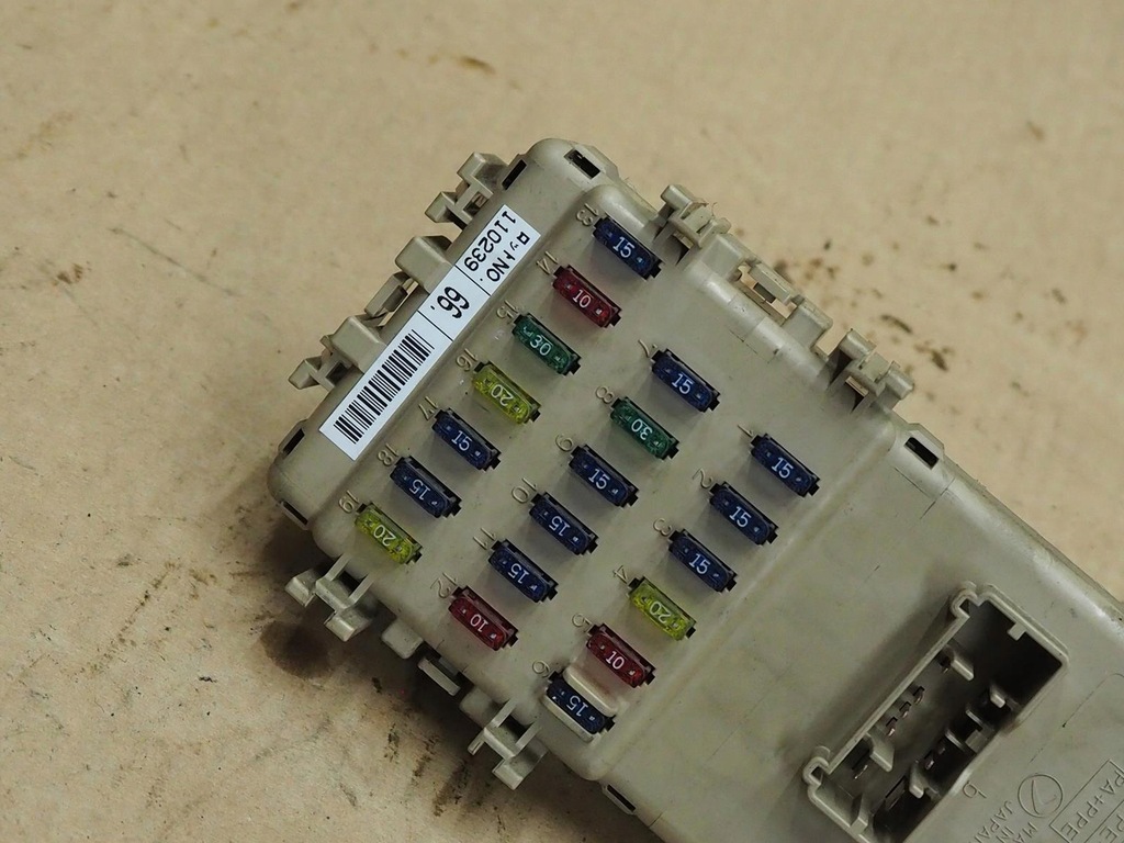 фото №5, Subaru legacy iii коробка модуль bsi 110239