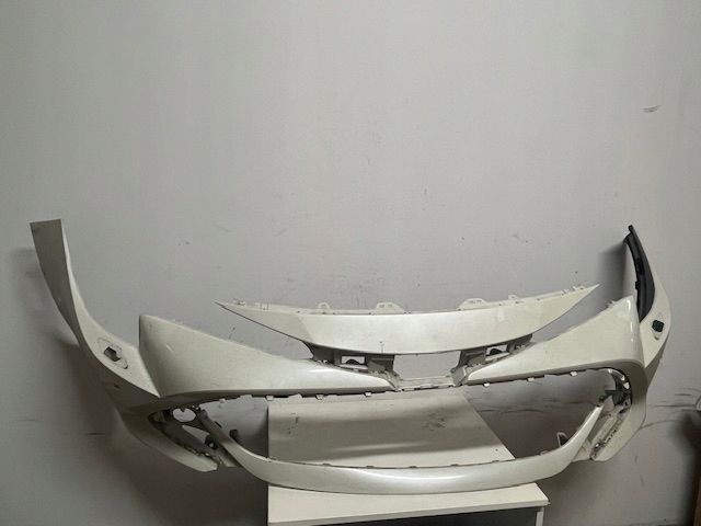 фото №1, Бампер перед передній toyota 52119-02p40