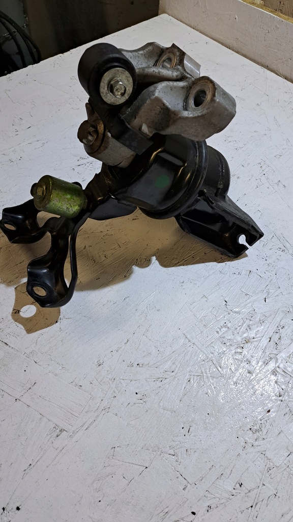 фото №1, Honda civic ix 11- 1.8 i-vtec подушка двигателя