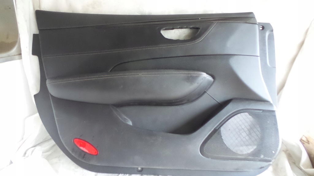 фото №1, Обивка правый перед обшивка talisman renault 2020 правая передняя кожа