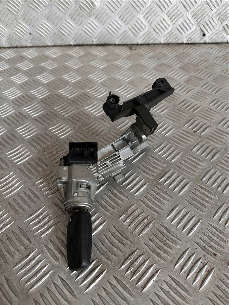 фото №1, Замок зажигания fiat grande punto 01098401 51793074