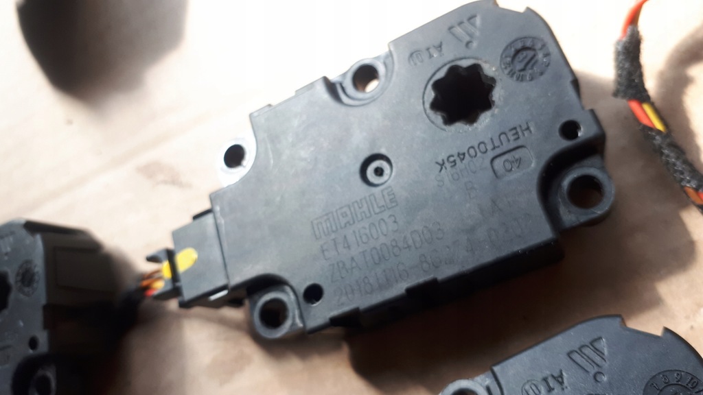 фото №6, A4 b9 8w моторчик отопителя zbat0084d03 a5 8w