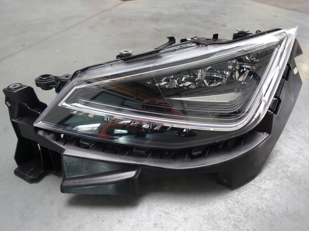 фото №1, Seat ibiza v arona лампа фара ліва лівий full led перед комплектна ідеальний стан