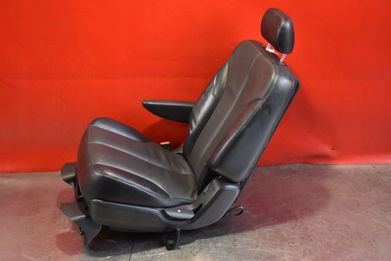 фото №7, Сиденье пассажира задняя задний левый кожаный ii ряд chrysler pacifica 03-07