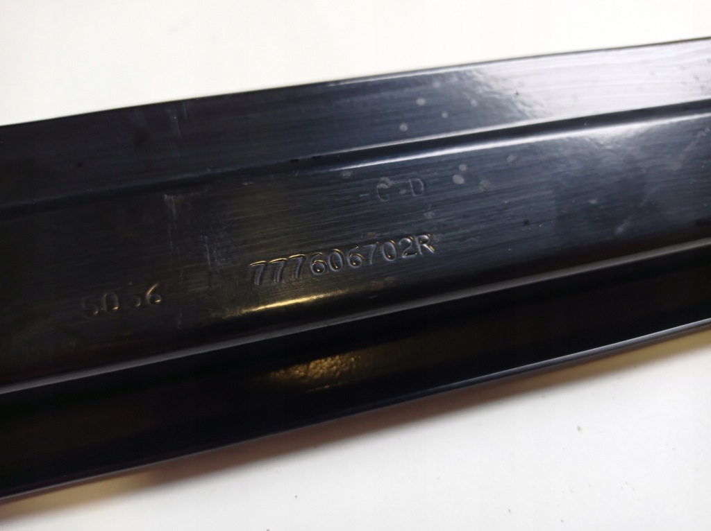 фото №9, Dacia dokker напрямна двері середня права 777606702r