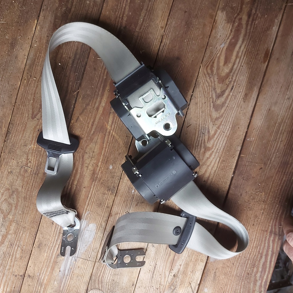 фото №1, Pas безпеки задня audi a4 b8 sedan