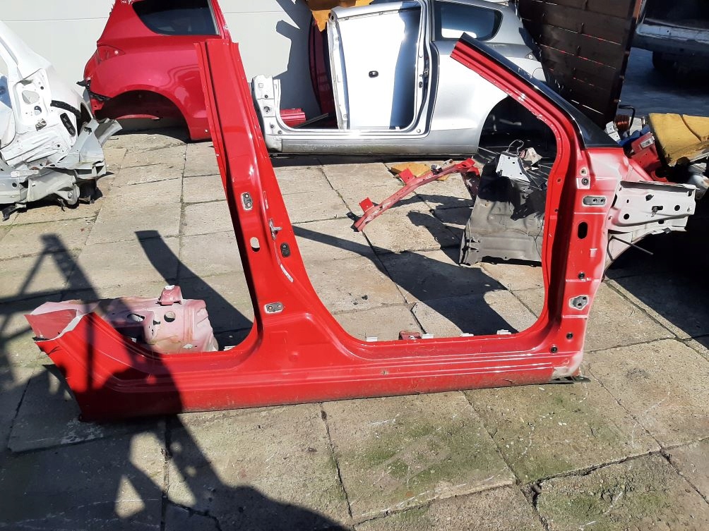 фото №1, Порог блок двигателя правый suzuki swift mk7 5d 2010-2017