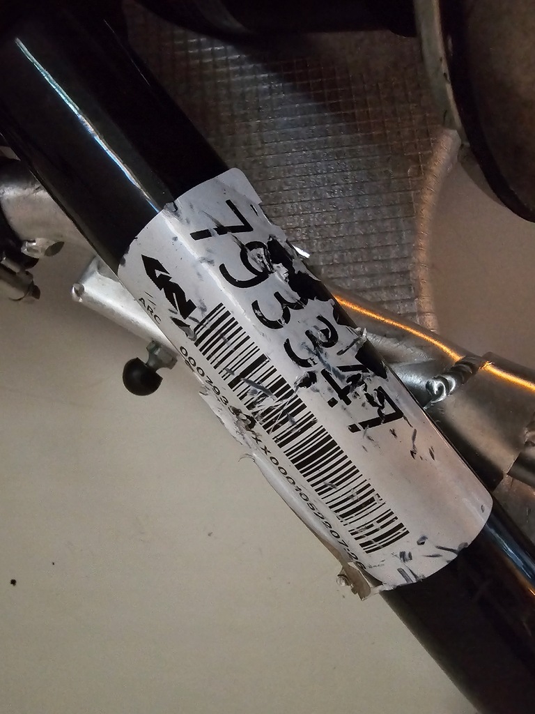 фото №11, Ferrari sf90 stradale f173 поворотний кулак правий задня 870132 multimatic dssv