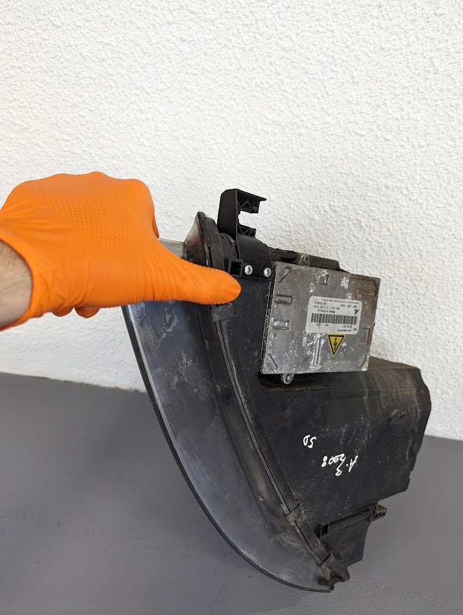 фото №11, Audi a3 8p набір ремонтний лампи фара 03-08