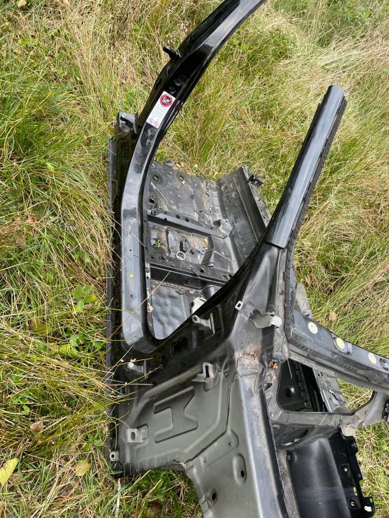 фото №2, Чверть поріг блок двигуна права bmw f31 f30