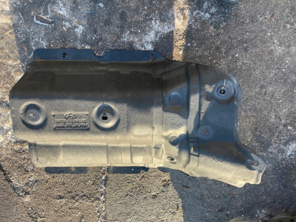 фото №1, Hyundai santa fe iv 2.2 crdi защита тепловая выхлоп 84134-s1000