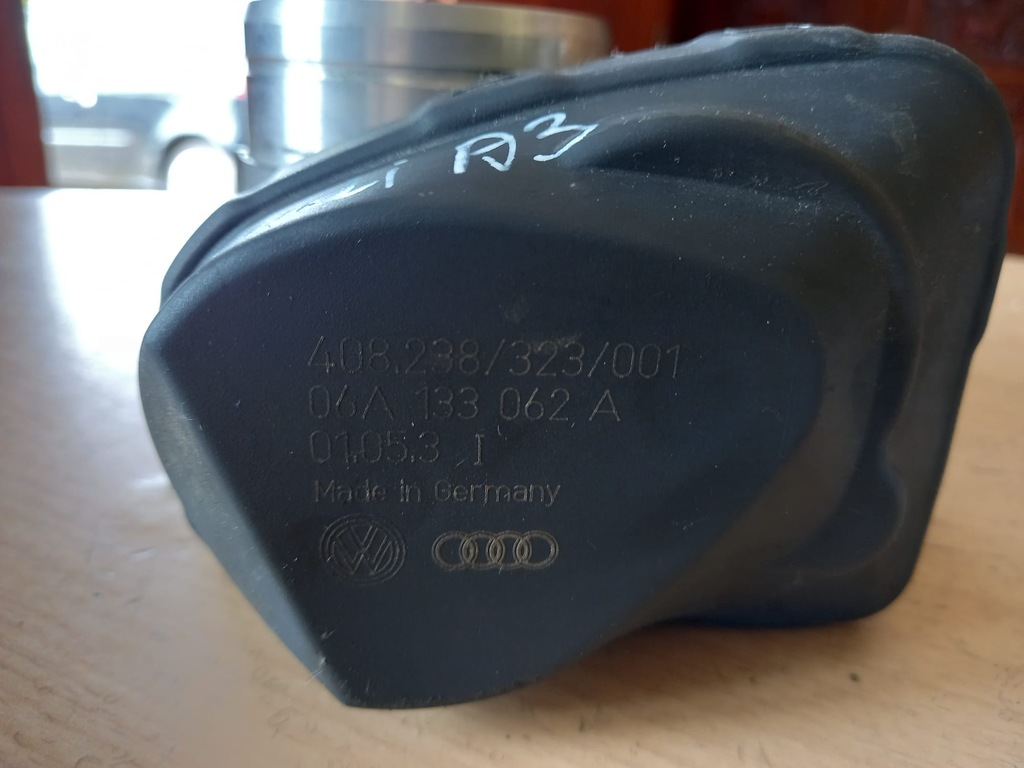 фото №4, Дросельна заслінка audi a3 8l 1.6 бензин 06a133062a