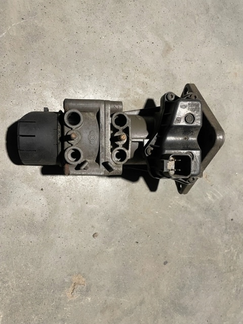 фото №1, Scania r клапан гальма k044696 1942899