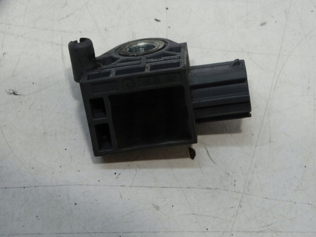 фото №5, Датчик удару подушка безпеки kia carens iv 95930-a4100