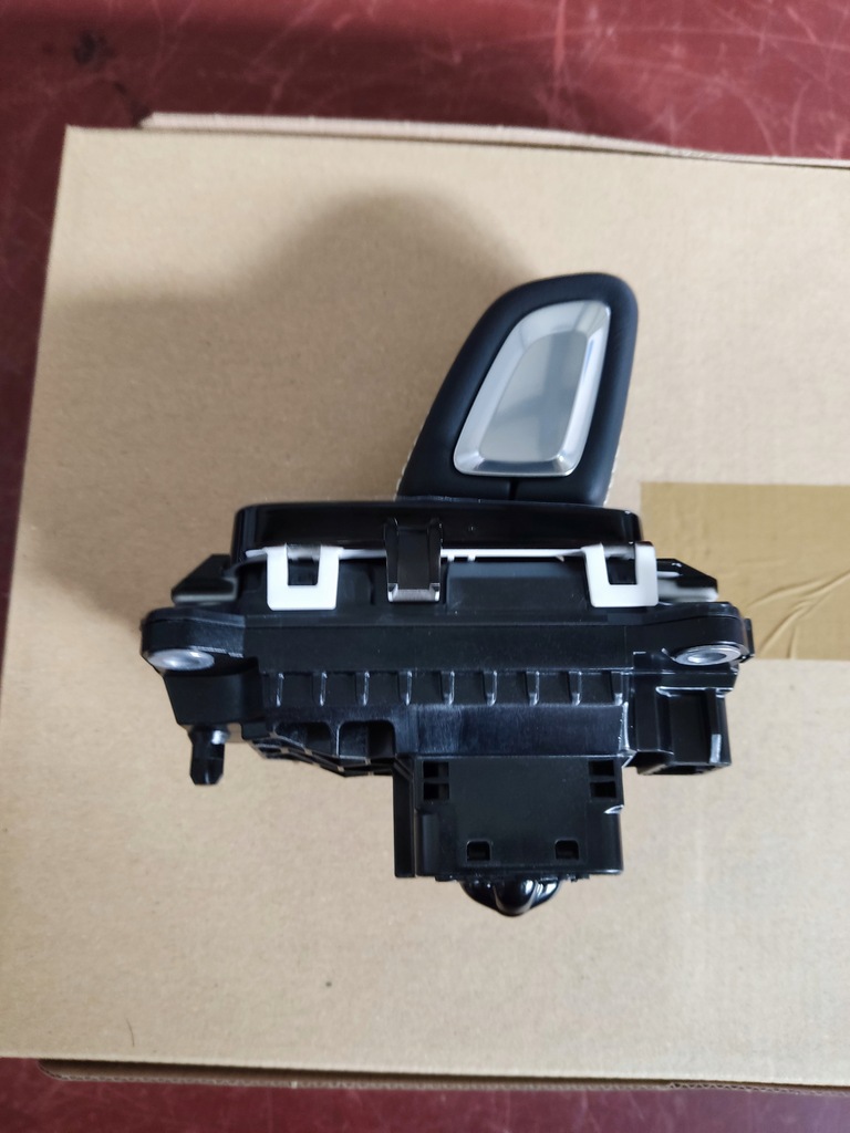 фото №6, Домкрат ручка рычаг переключения передач volvo xc40 nowa 31437335ad