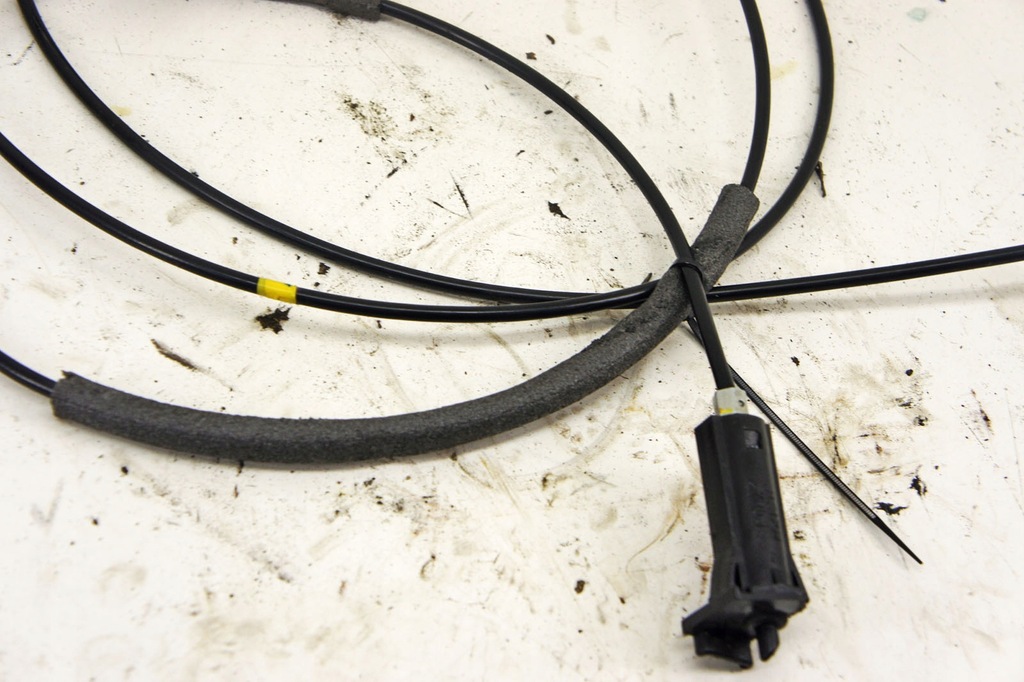 фото №5, Kh322 hyundai elantra vi трос тяга крышка