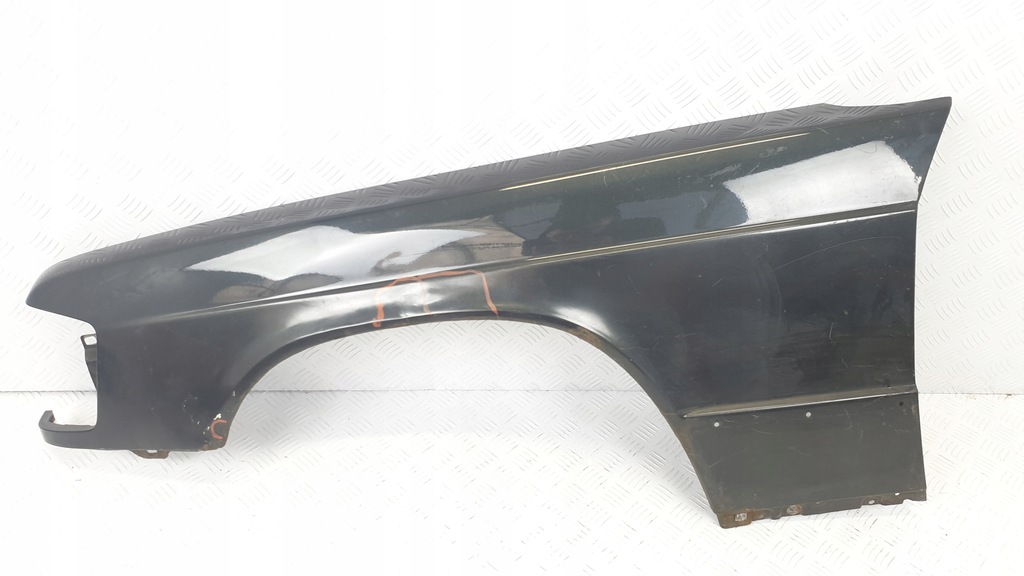 фото №1, Mercedes w201 190 крила лівий передній