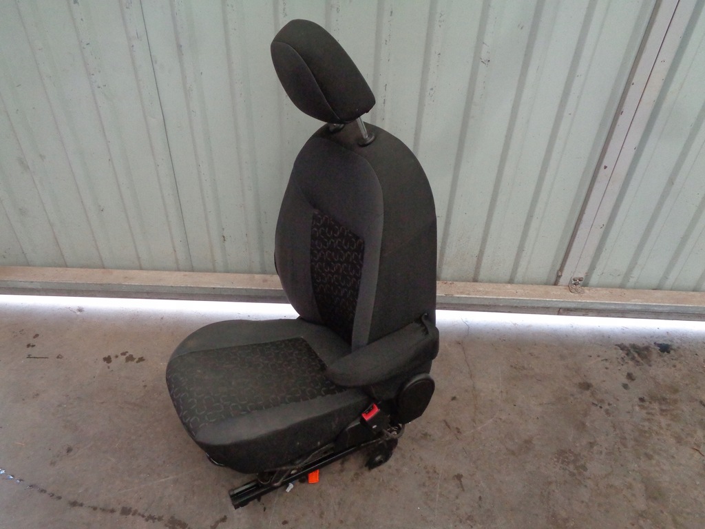 фото №7, Сидіння fiat doblo 2 ii opel combo d 2010- правий angielski