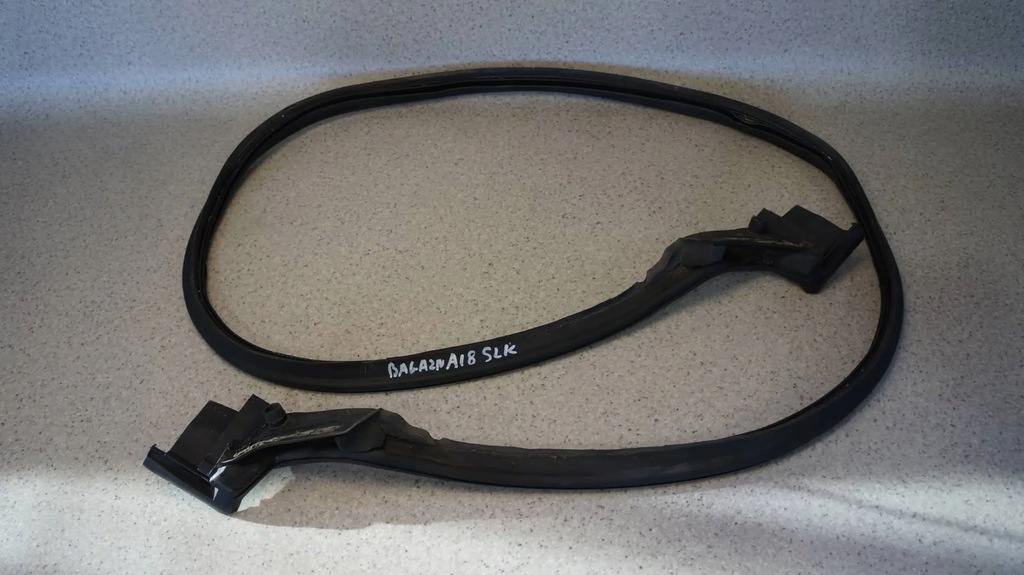 фото №1, Прокладка дах кришки багажника a1727500098 mercedes slk w172 r172