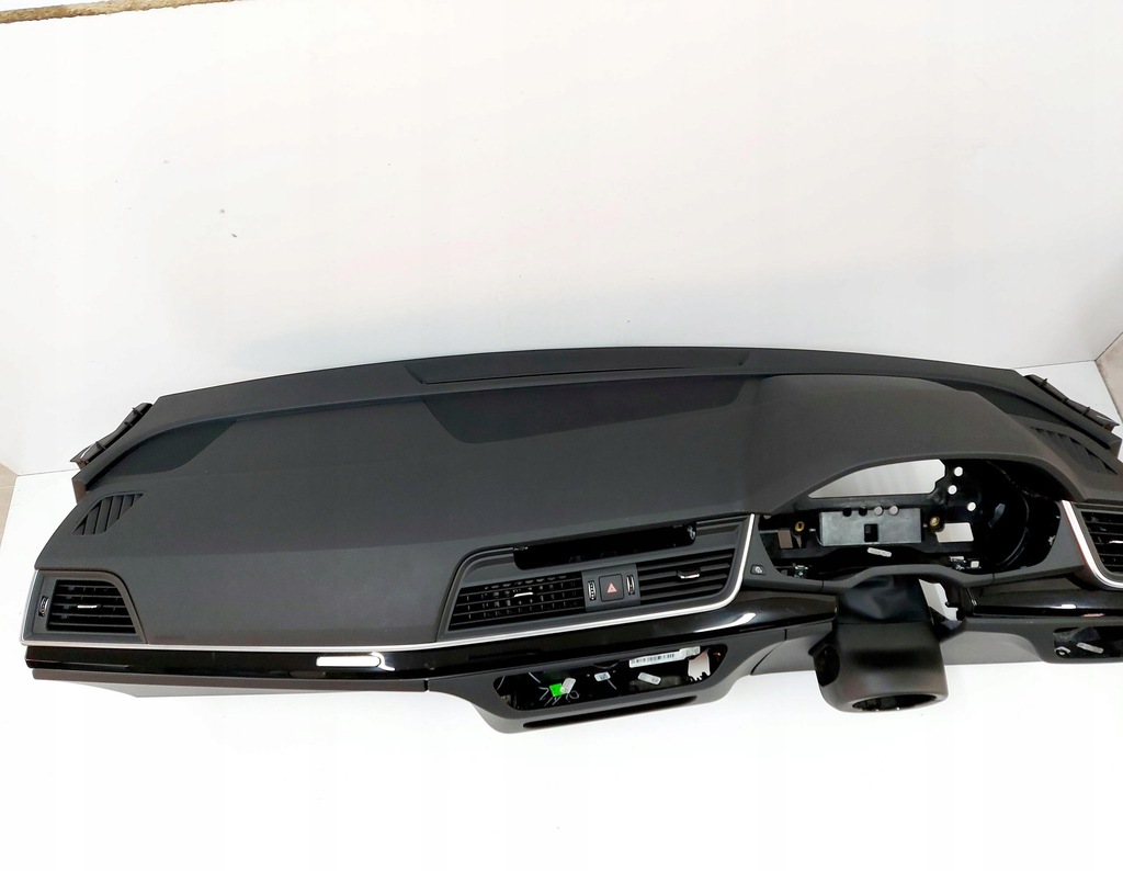 фото №7, Audi q5 80a 19r. консоль панель приладів приладова uk q5 консоль