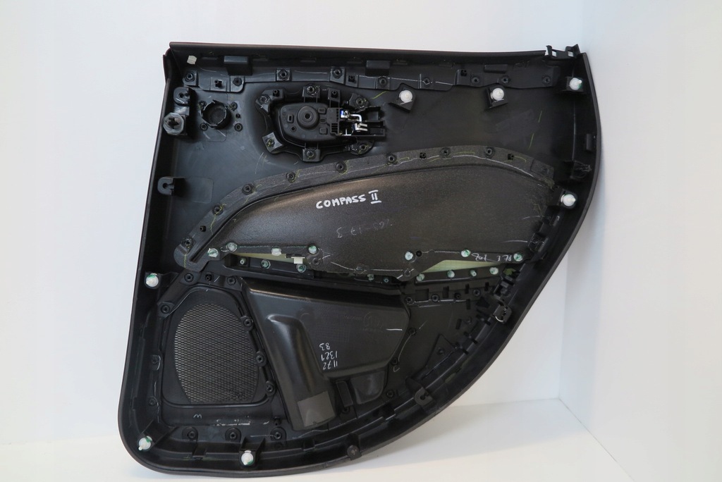 фото №8, Обшивка дверь левый задняя jeep compass ii