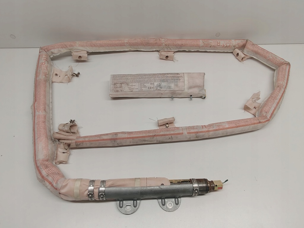 фото №1, Porsche macan 95b шторка безопасности правая подушка сиденье подушка безопасности оригинал