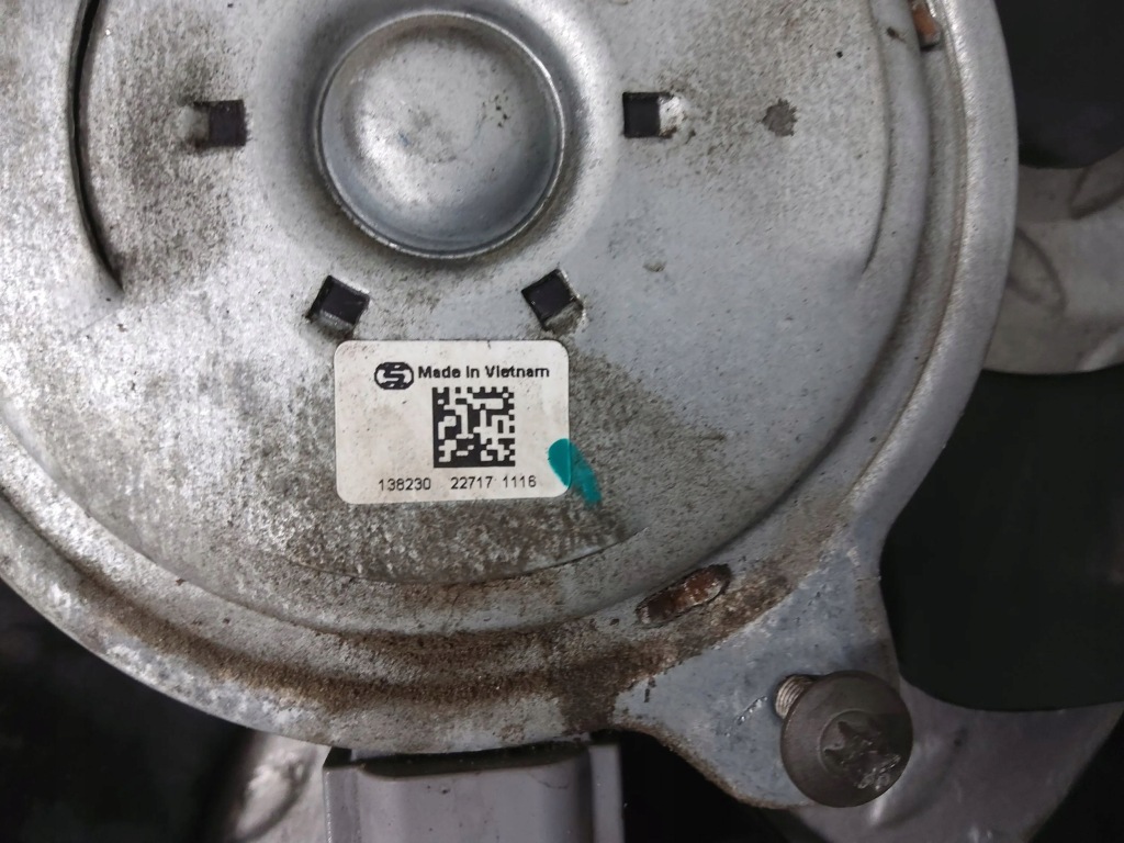 Вентилятор вентилятора радіатора renault trafic iii x82 1684190980 Зі Шроту