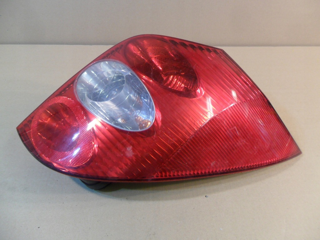 фото №8, Лампа права задня renault laguna ii 8200002472