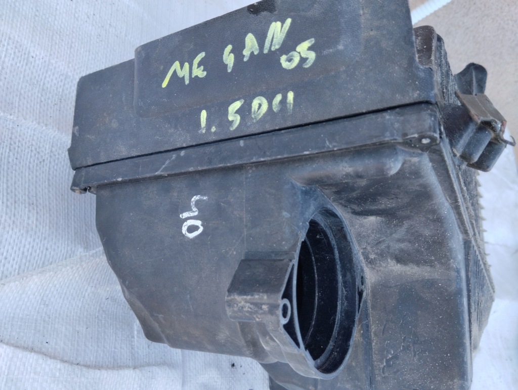 фото №1, Корпус фильтра воздуха renault scenic ii 2 megane ii 1.5 dci 8200176559