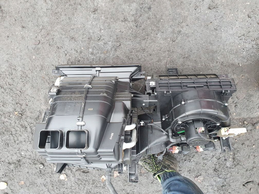 фото №5, Петля дверь правый dół нижний hyundai coupe 2.0