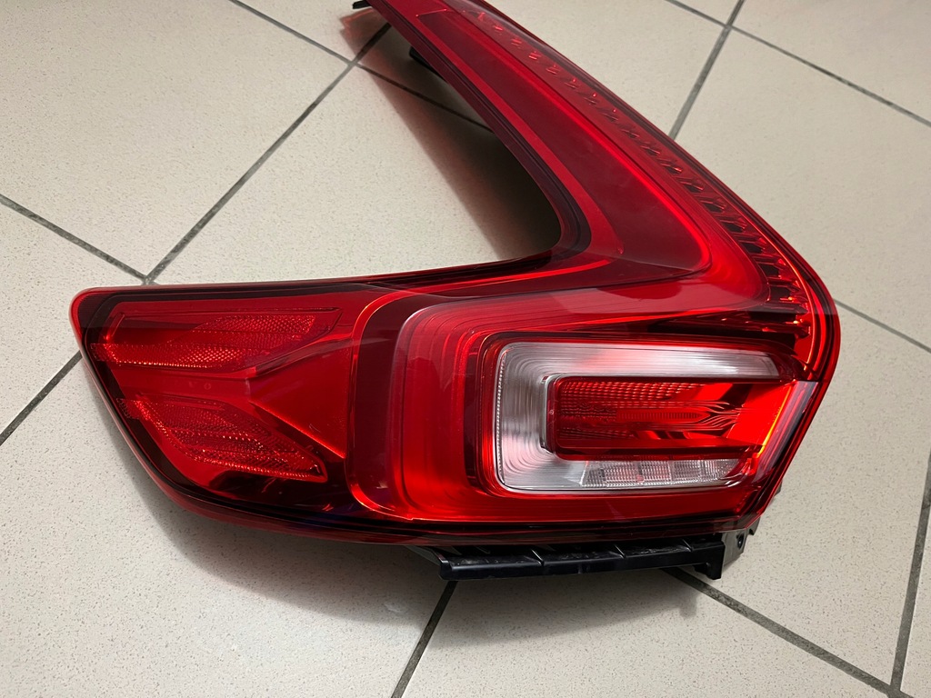 фото №11, Лампа левая задняя задняя левая volvo xc40 xc-40 led 17- 31446790