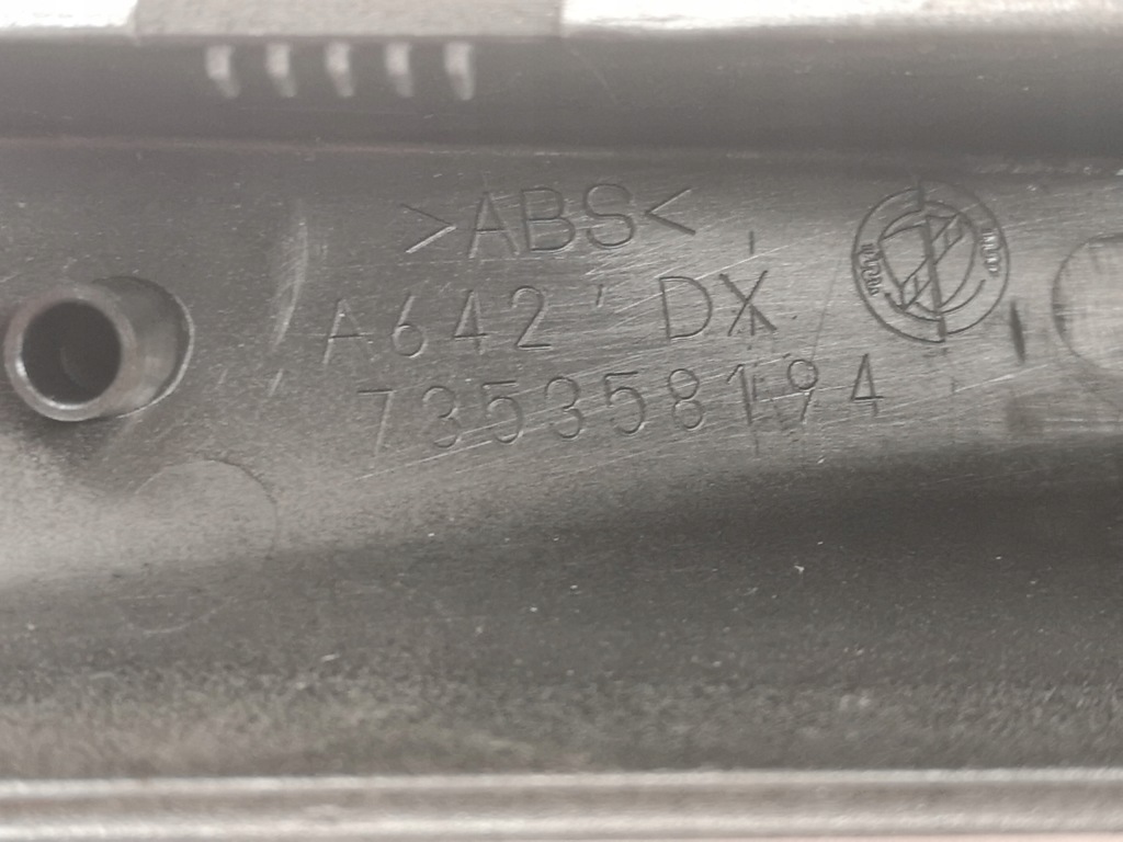 Молдинг багажника крышный правая fiat idea ...-2012 nowa oryg 735365834 Недорого