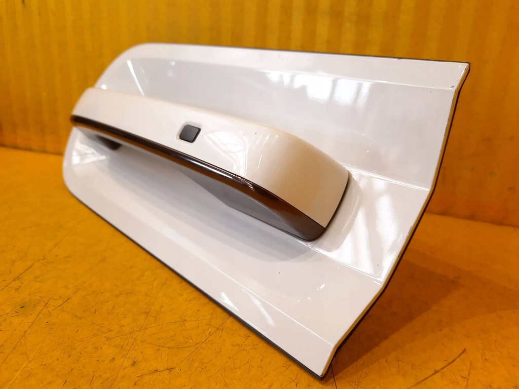 фото №3, Hyundai staria 21r.- ручка дверь правая