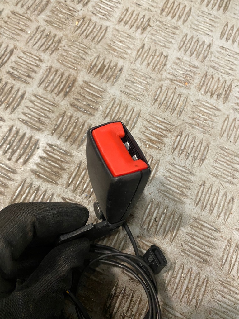 фото №3, Клипса поперечина alfa romeo mito правый задняя 156084658