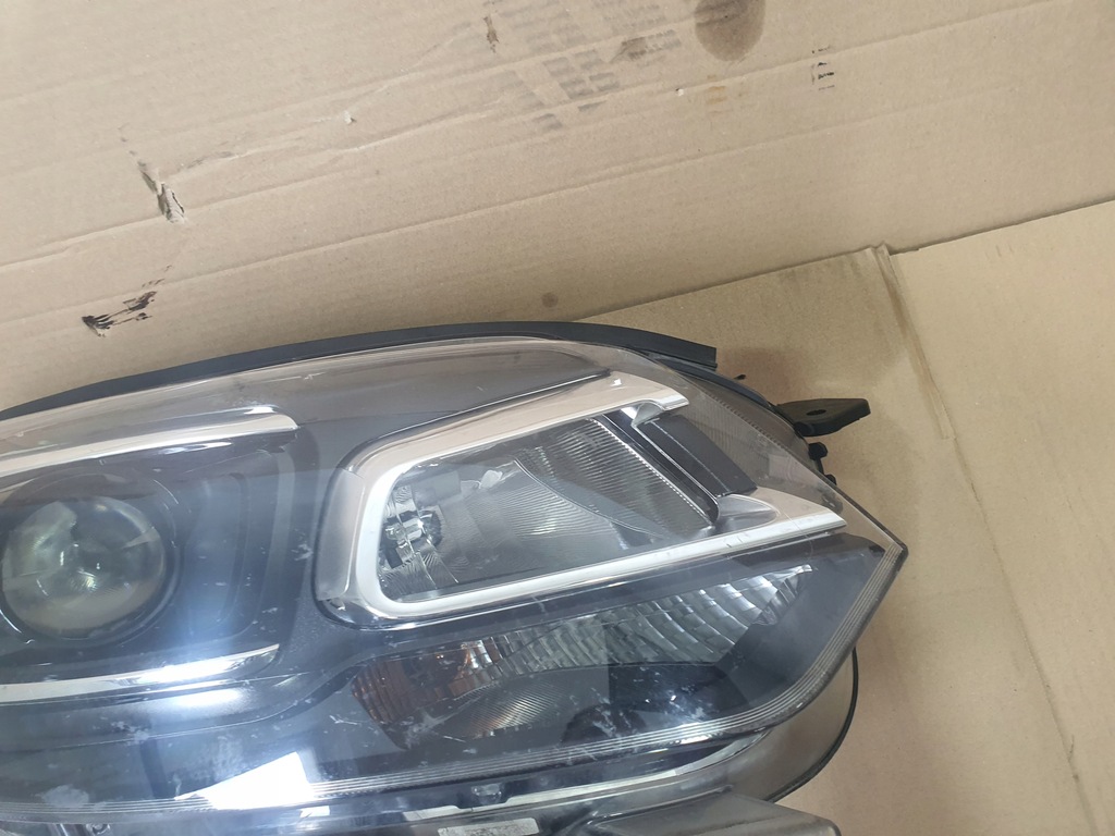 фото №9, Лампа перед права jumpy iii expert iii proace ii