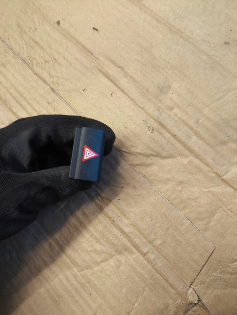 Купити Citroen jumpy вимикач перемикач світла аварійних jumpy 9809181677 ?