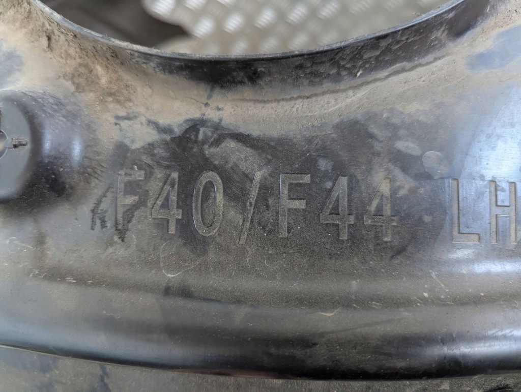 фото №12, Bmw 2 f44 gran coupe 2019-2024 підкрилок перед передні ліва